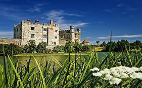 Leeds Castle Maiden'S Tower